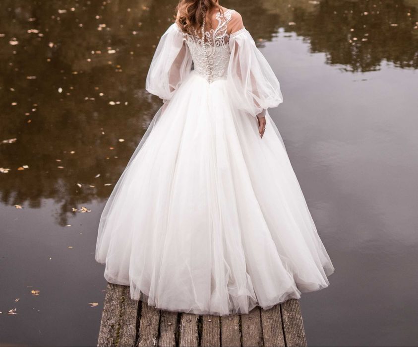 Сукня весільна