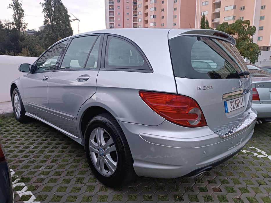 Troco por moto Mercedes r gasolina e GPL