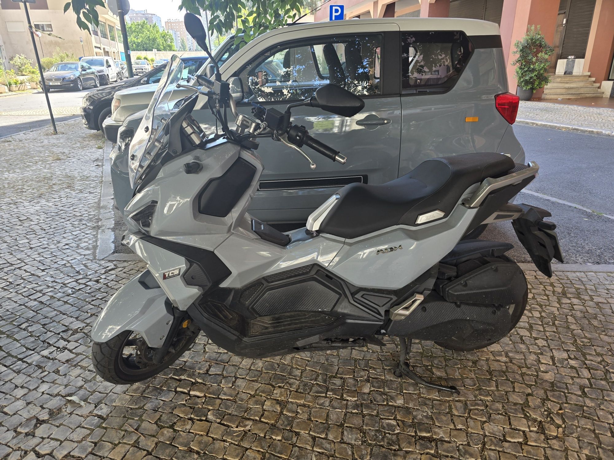 SYM ADX 125 com 3 anos de garantia