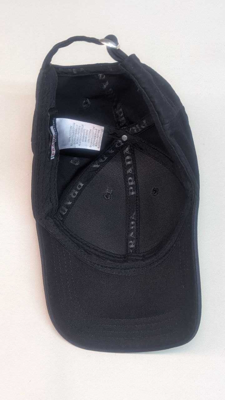Кепка Prada прада