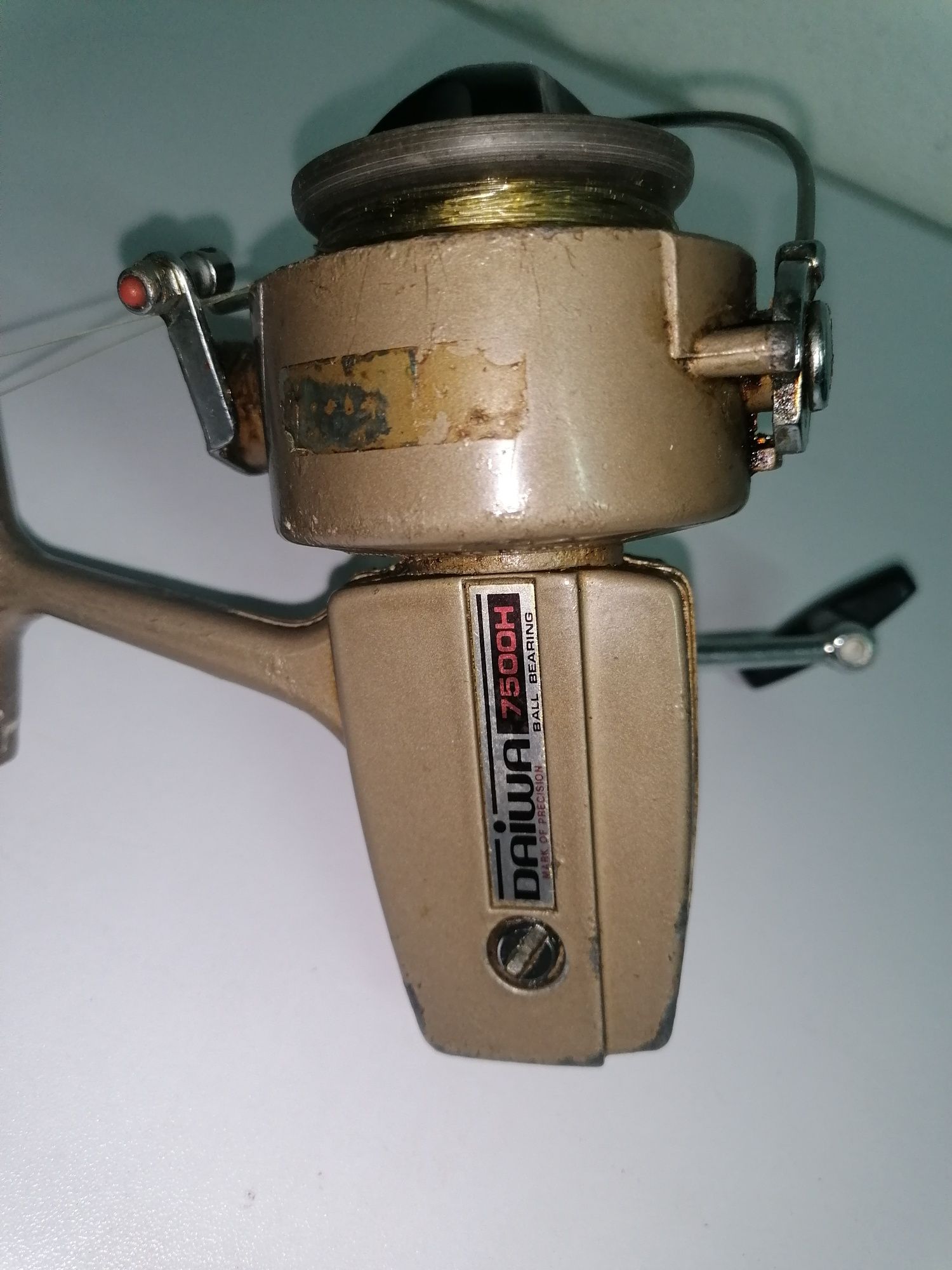 Carreto DAIWA 7500H