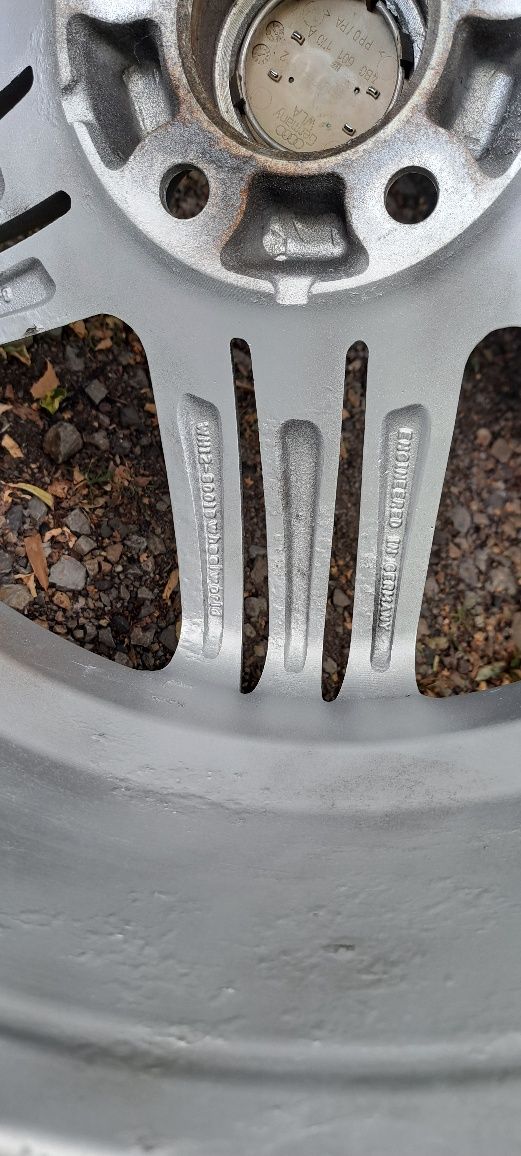 Kola letnie Audi 245 /45 /18