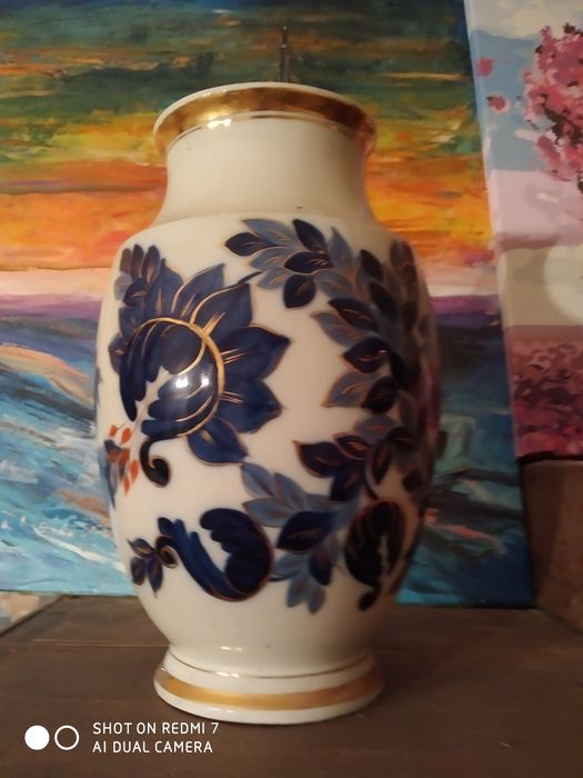 посуда разная..тарелки чашки...