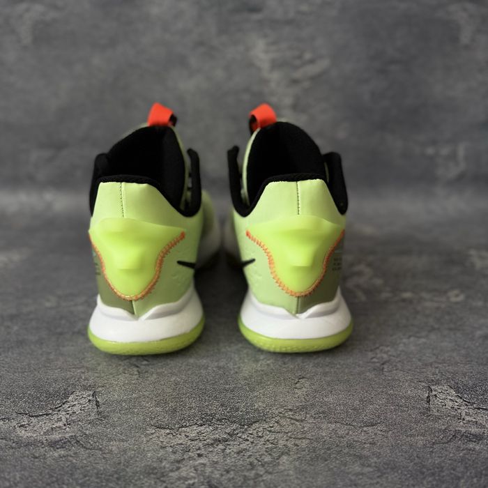 Баскетбольні кросівки Nike lebron волейбольні кросівки розмір 41-45