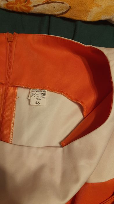 Sukienka pomarańczowa