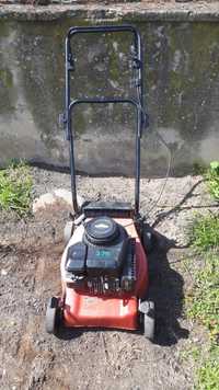 Kosiarka spalinowa z silnikiem Briggs Stratton