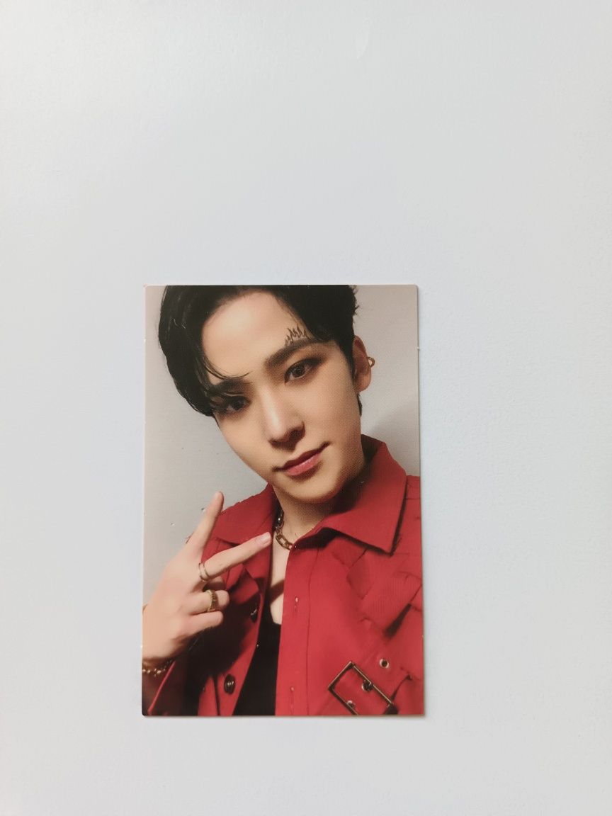 Ateez Yunho i Seonghwa