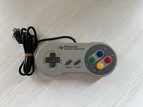 Oryginalny pad do Nintendo Wii w stylu SNES (Super Famicon) Unikat!