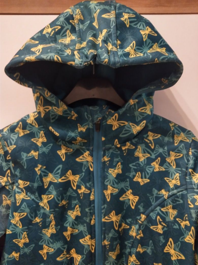 Softshell z kapturem  Crivit ( polar wewnątrz) r.146/152