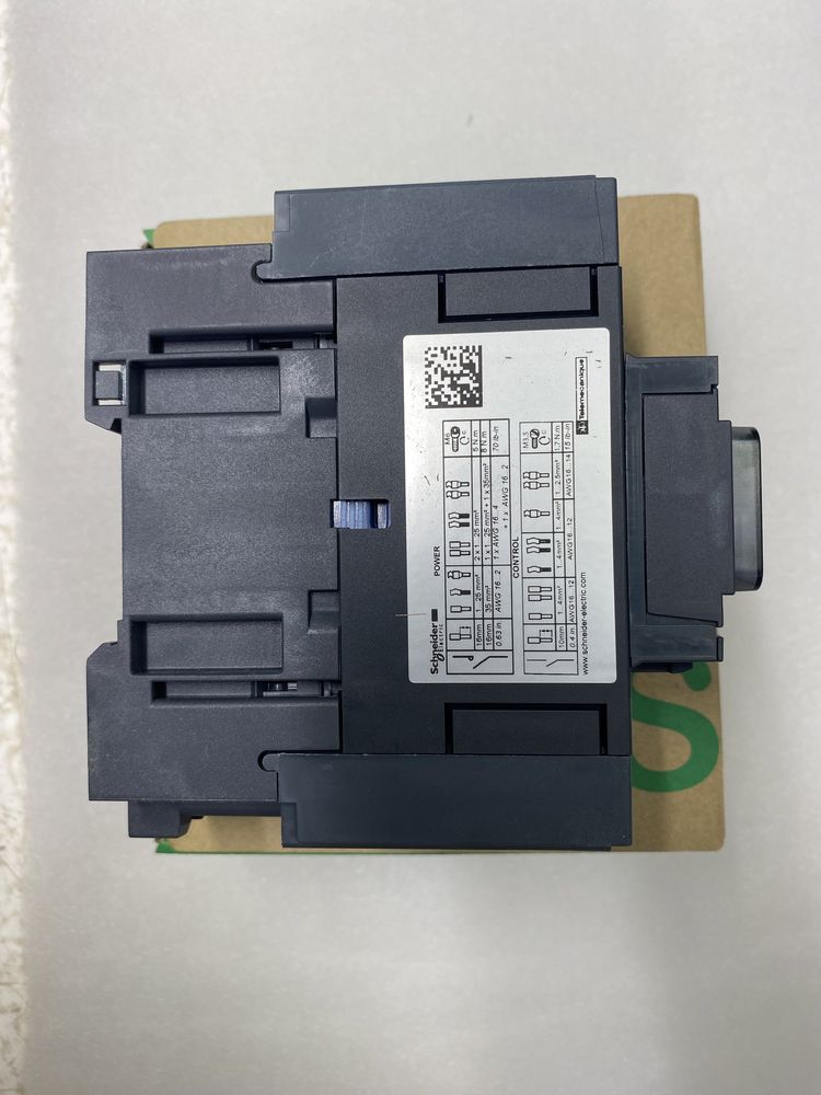 Nowy Stycznik Schneider Electric LC1D65AP7