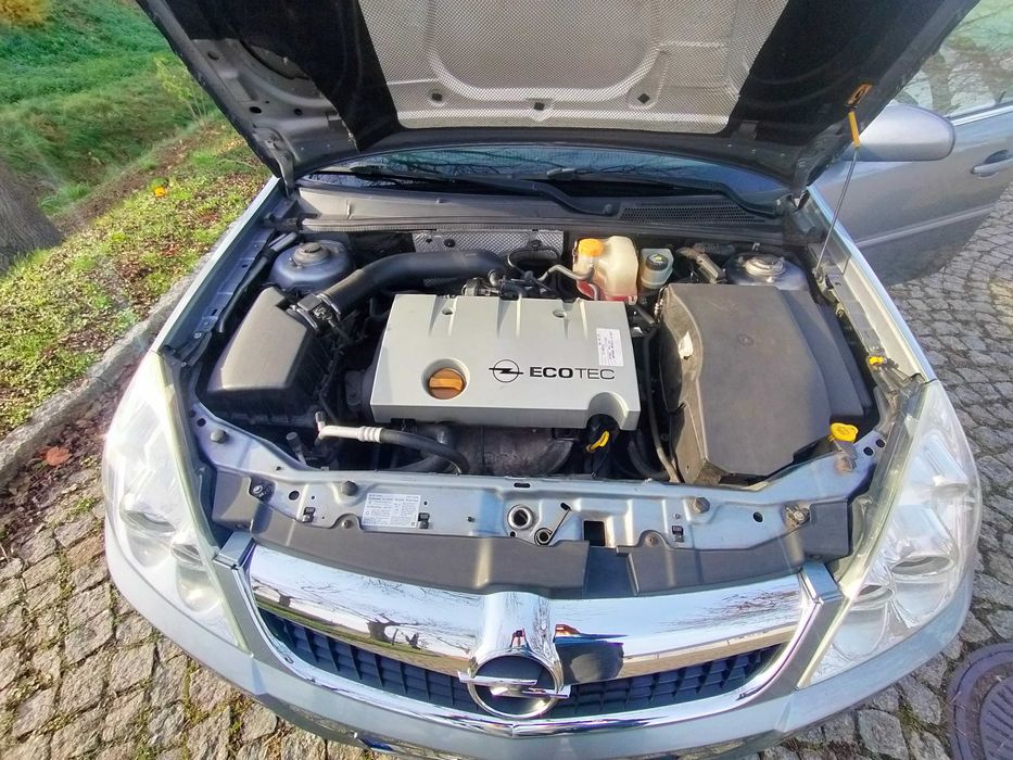 Zadbany Opel Vectra 1.8 benzyna 122  KM bogata wersja 2006 r