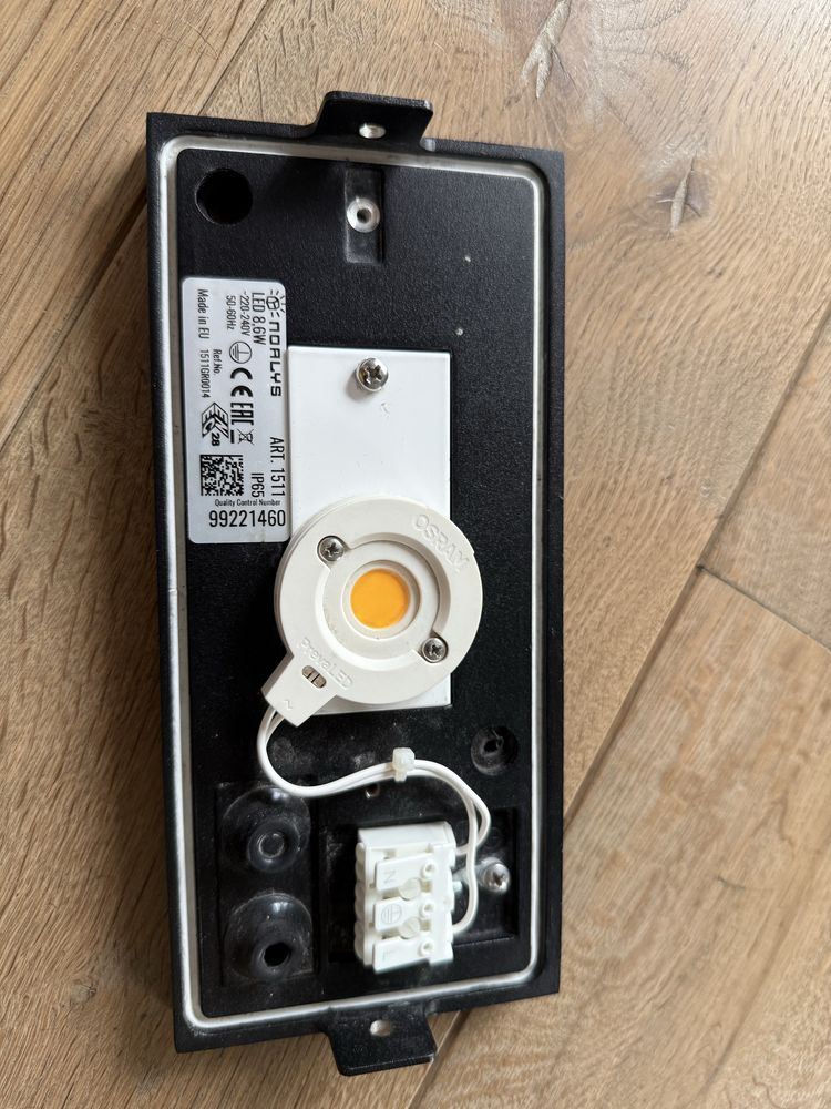 Kinkiet zewnetrzny Norlys uzywany Led