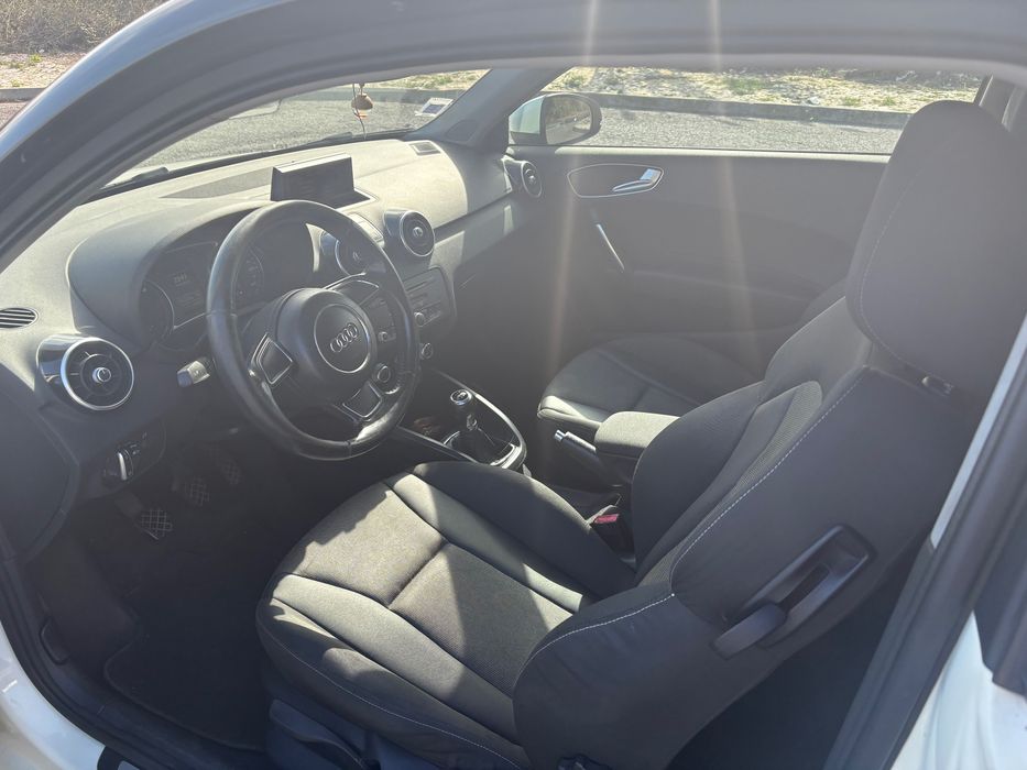 Audi A1 1.6 Tdi 90 cvs