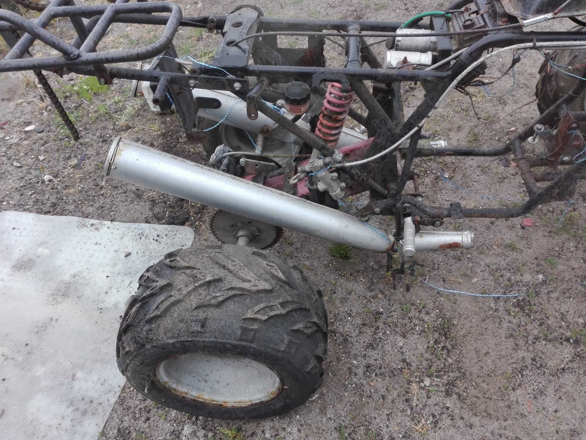 Rama quad przystosowana do silnika Jawa 350.