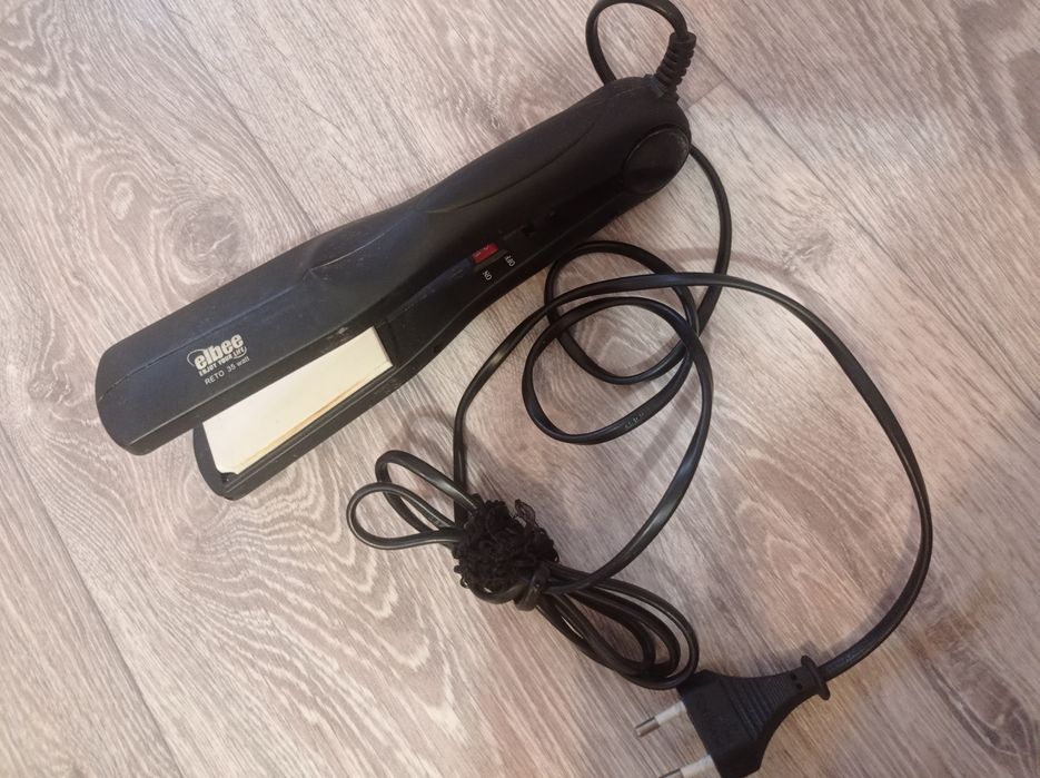 Випрямляч для волосся