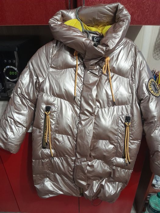 Зимова куртка для дівчинки