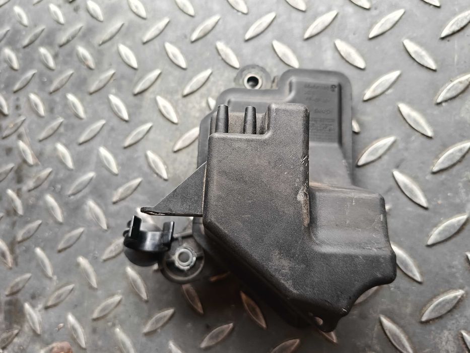 Zbiornik podciśnienia Ford Volvo Peugeot  2.0 TDCI HDI