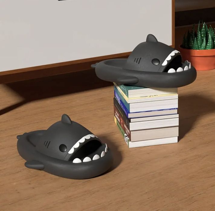 Chinelos Tubarão • Shark Flip Flops