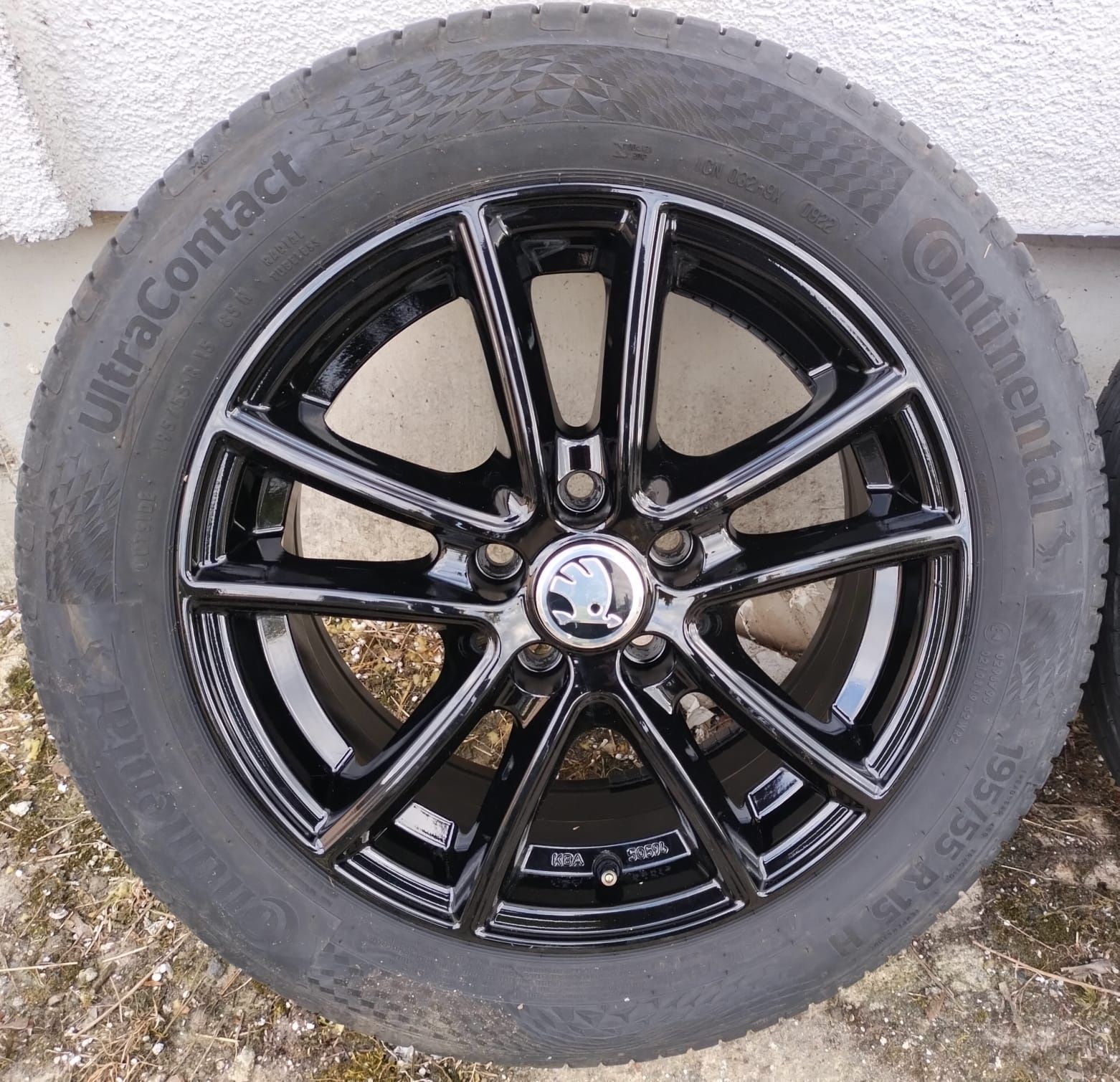 Felgi z oponami Skoda Fabia Praktik Scala Polo 6,5x15 ET40 5x100