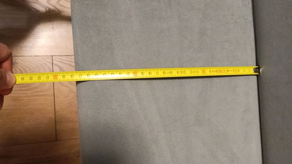 Wieszak tapicerowany szary szafka na buty połysk