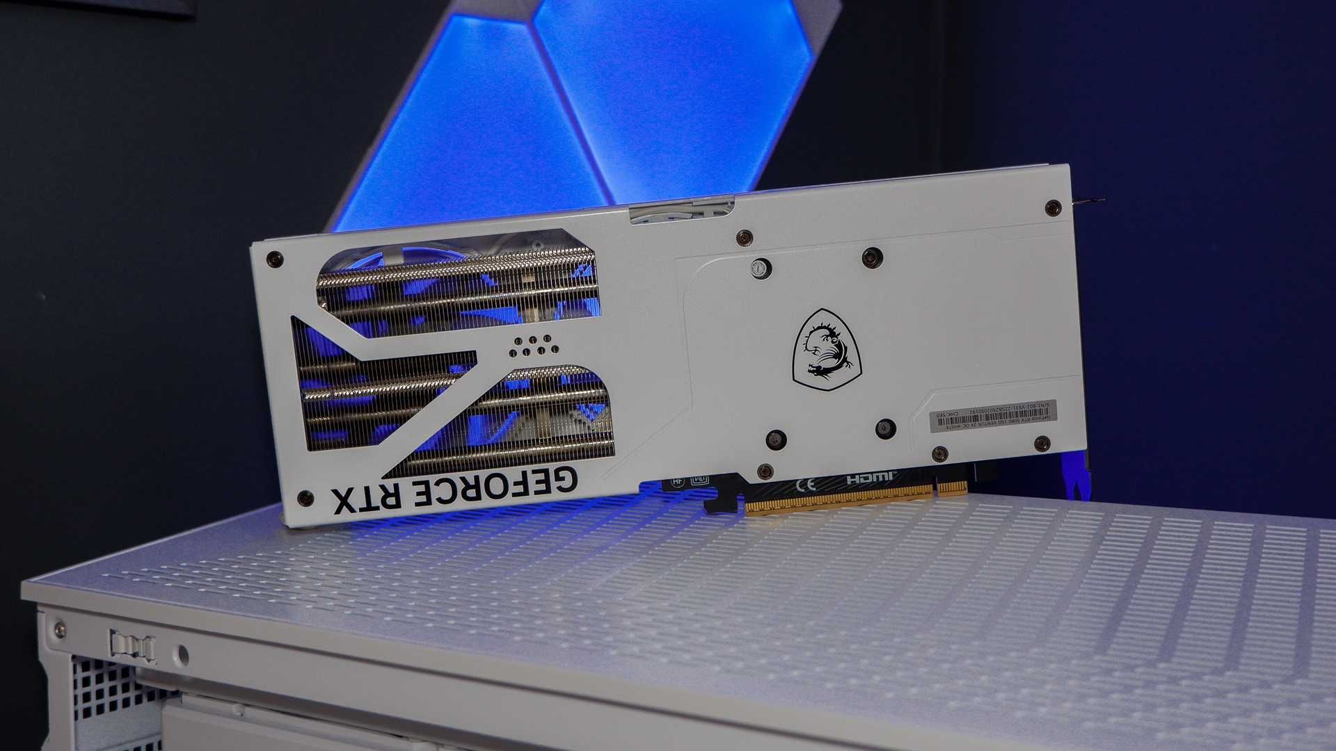 RTX 5080 16GB msi ventus 3X oc white