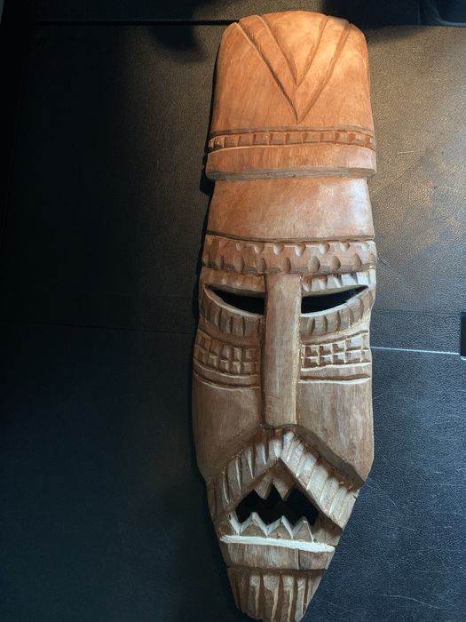 Drewniana maska afrykanska
