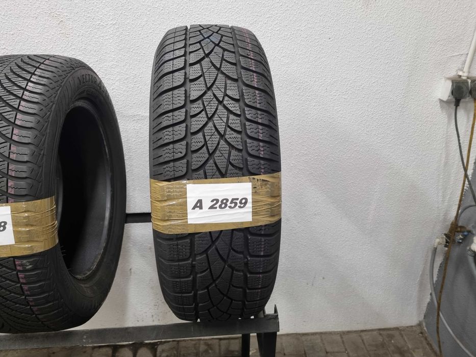 215/65/16 98H Dunlop SP Winter Sport 3D Dot.2315R