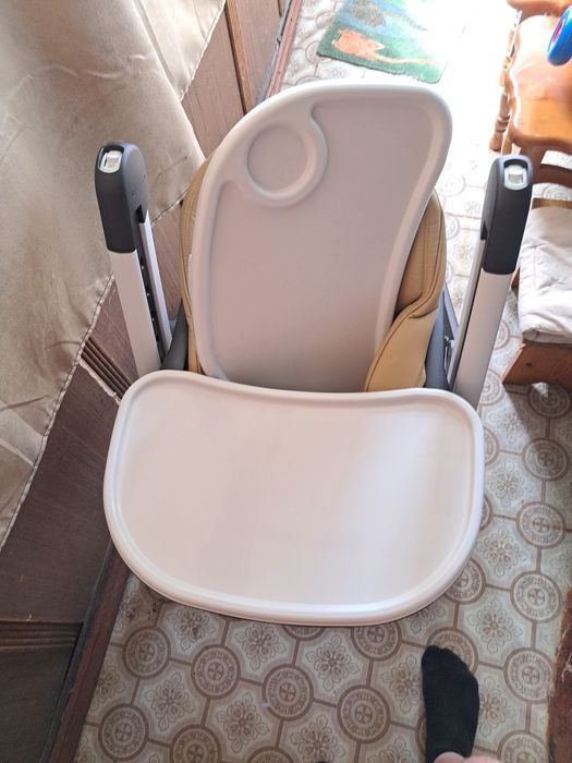 Стілець для годування peg perego siesta