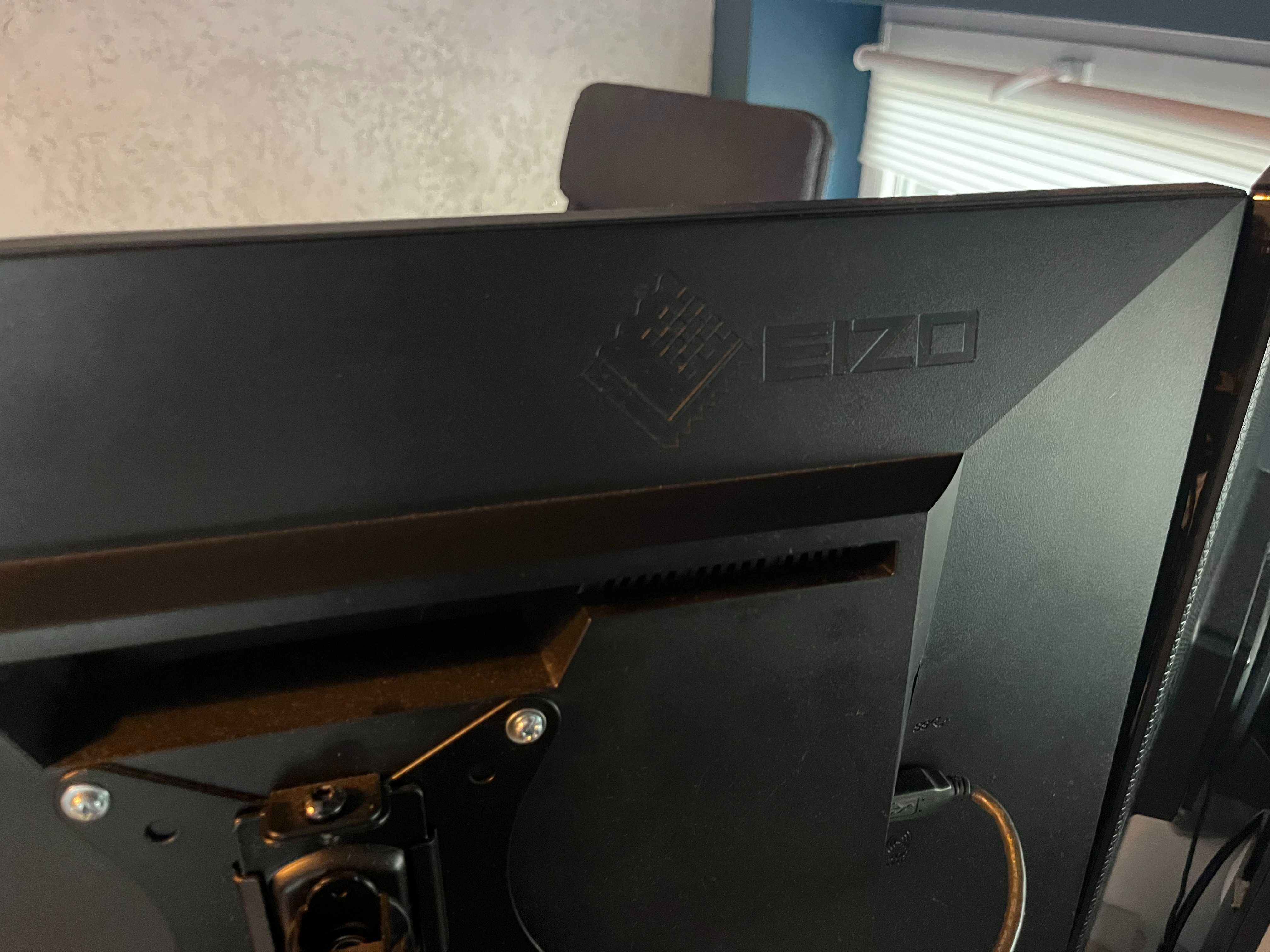 Monitor Eizo FlexScan EV2455