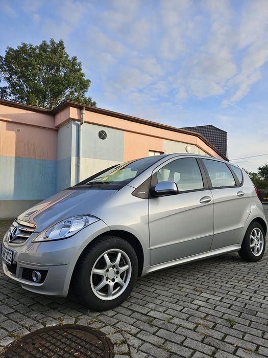 Mercedes Benz A klasa 1.7 benzyna 2011