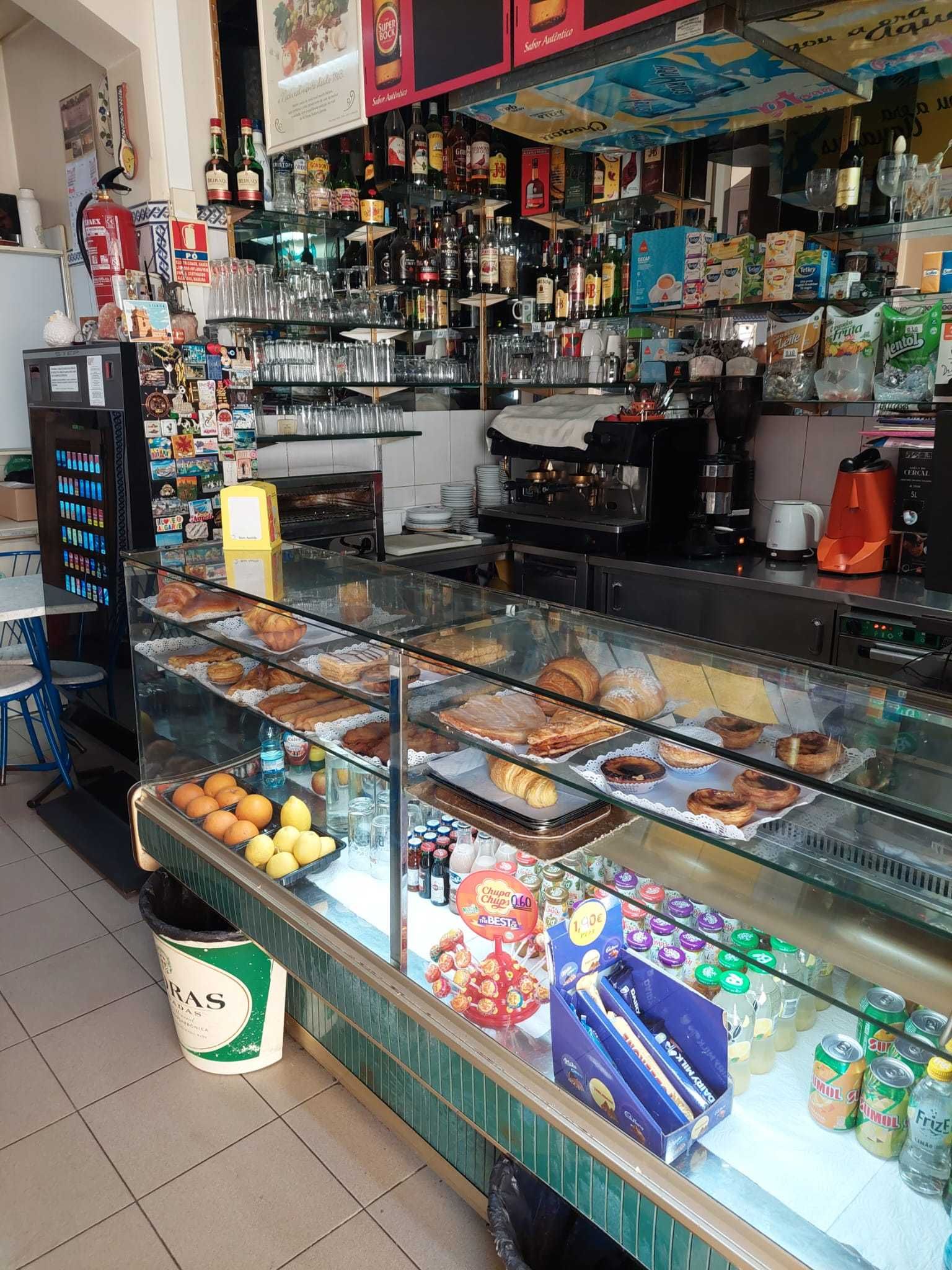 TRESPASSE DE CAFÉ – Pronto a funcionar | Alameda D. Afonso Henriques