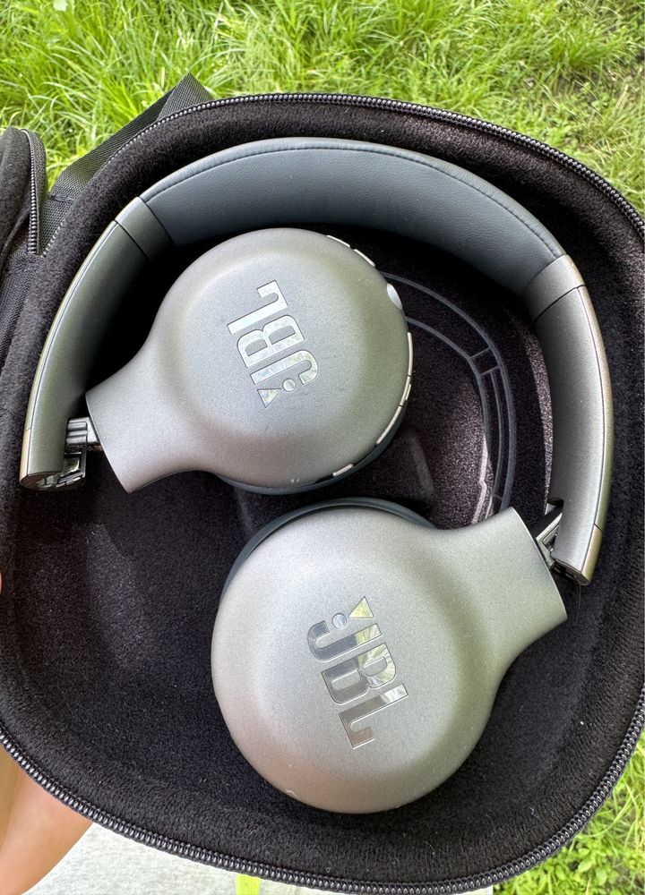 Навушники JBL Everest 310