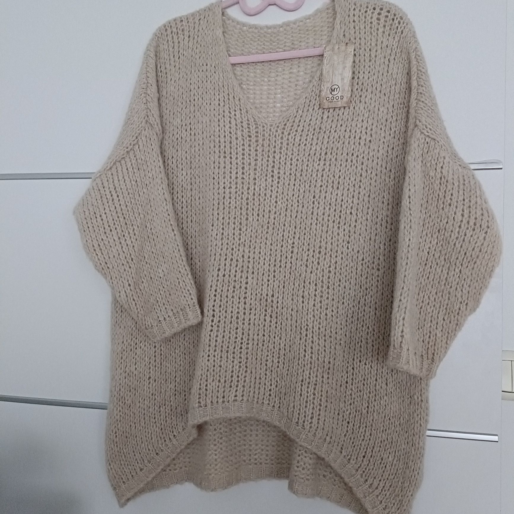 Sweter luźny fason oversize