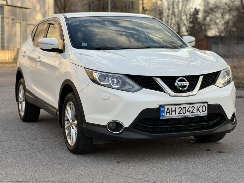 Продам Nissan Qashqai 2015 Официал