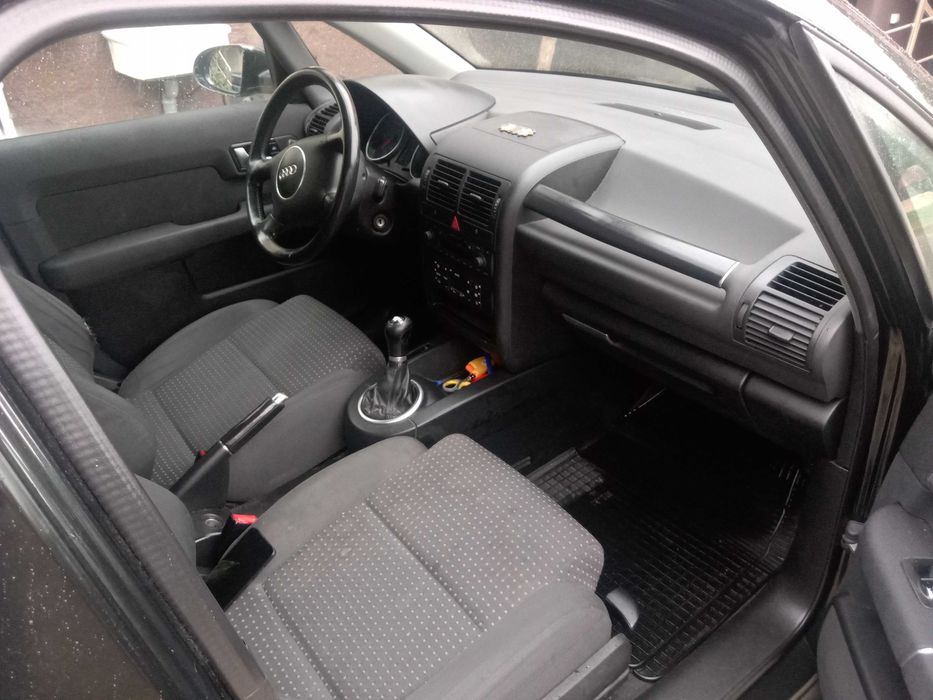 AUDI A2 1.4 2001r