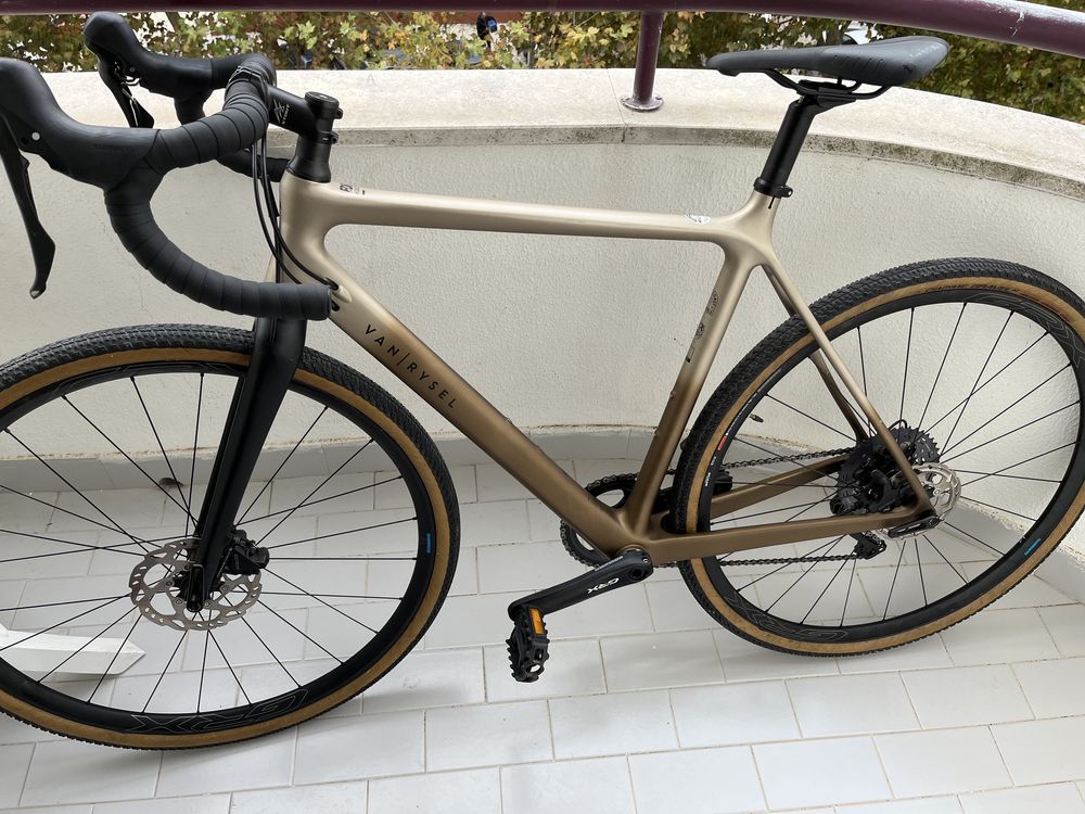 Bicicleta de Gravel Van Rysel Full Carbon 8.8kgs