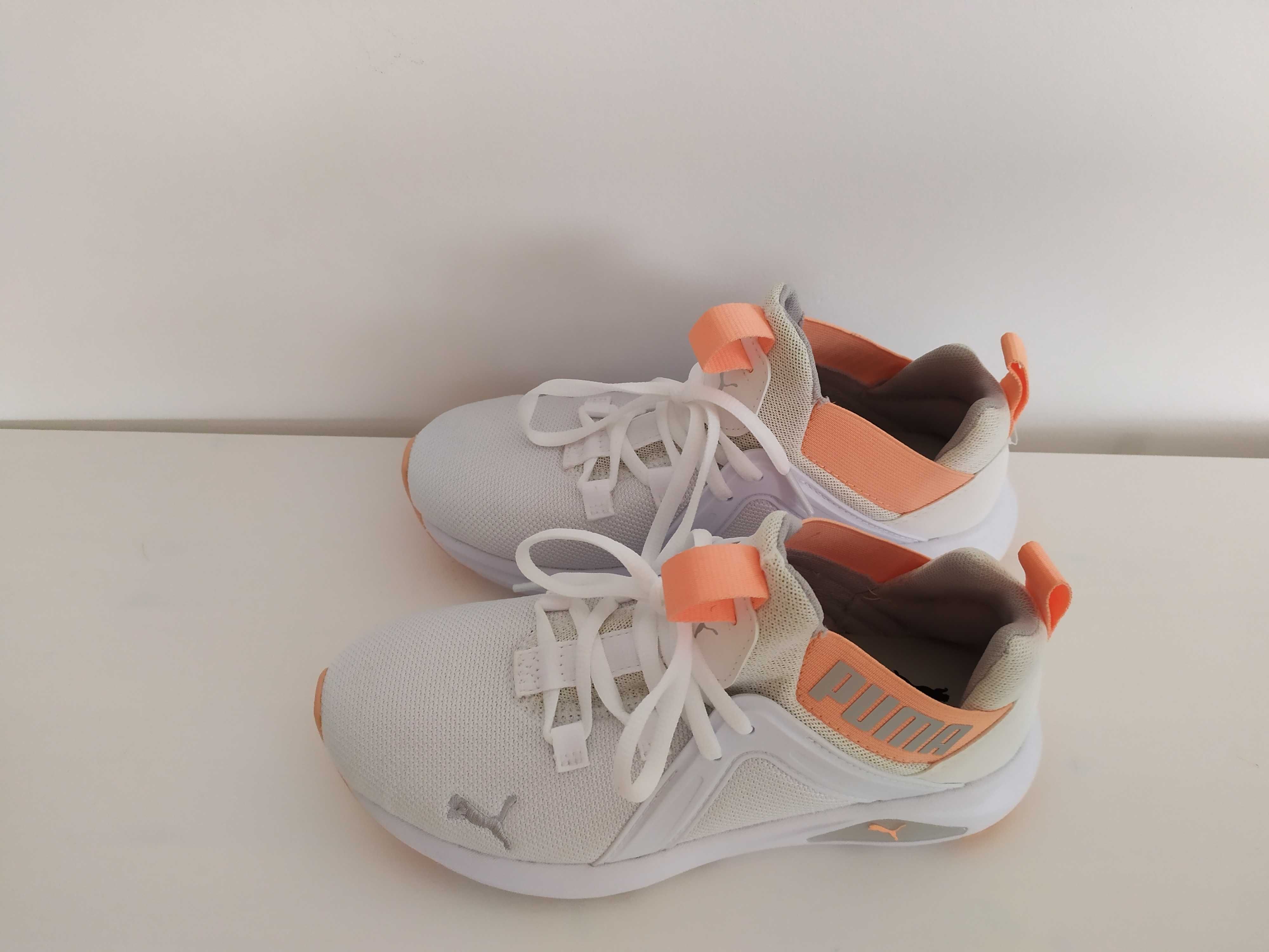 Nowe buty PUMA
White Enzo 2 Shineline 35.5