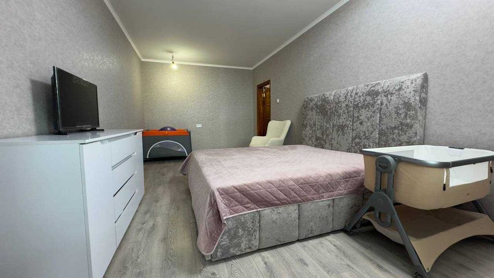 Двухкомнатная квартира под программы.