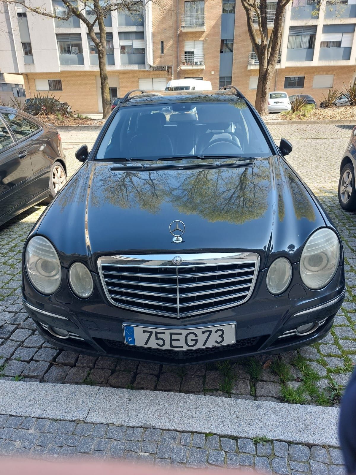 Mercedes-benz E 220 cdi