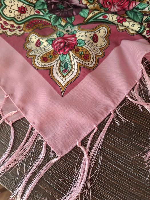 Хустка нова рожева українська