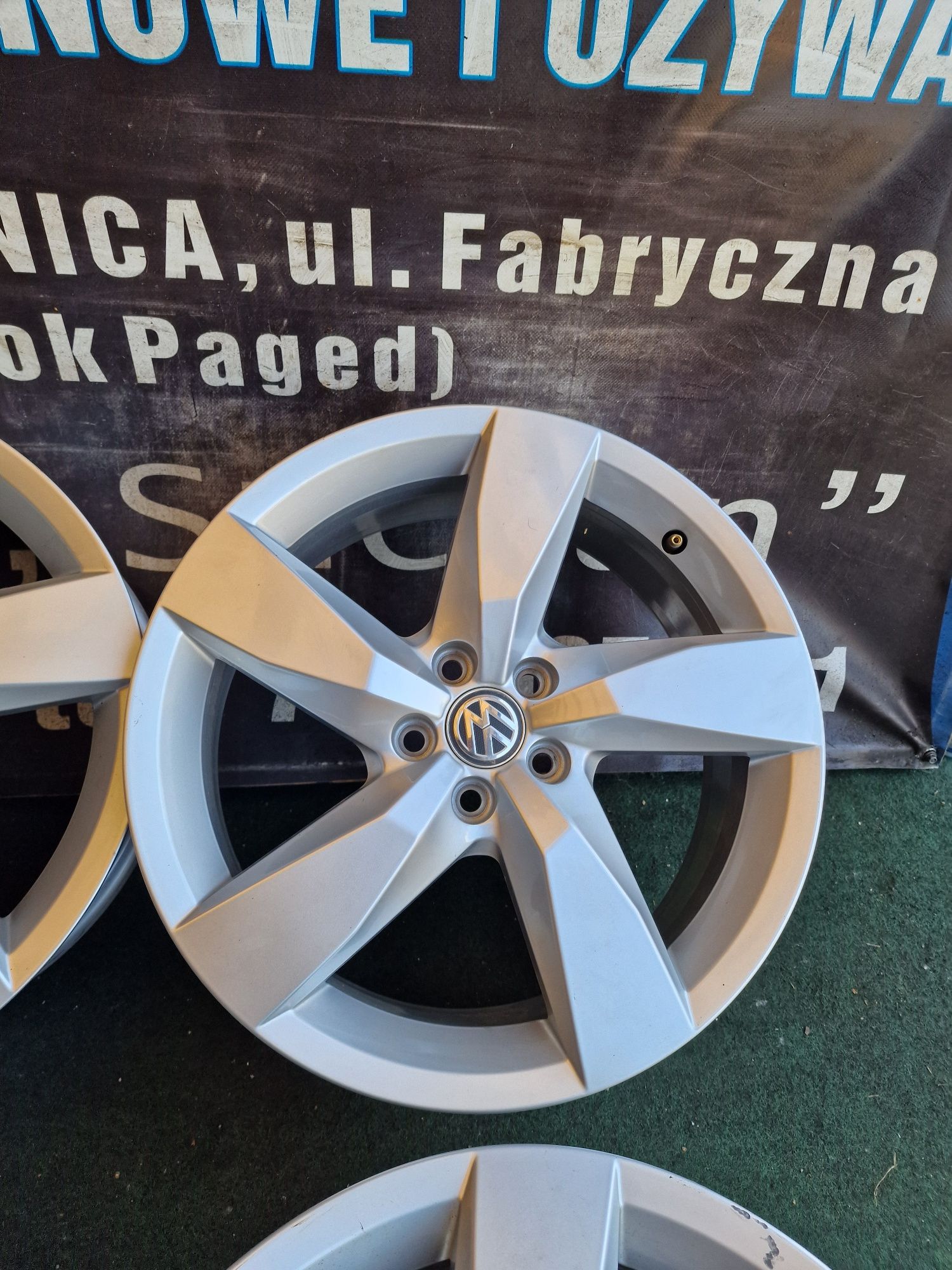 Alufelgi 17 5×100 Vw T-Cross Polo Golf 4 Jetta Bora  Seat Skoda Fabia