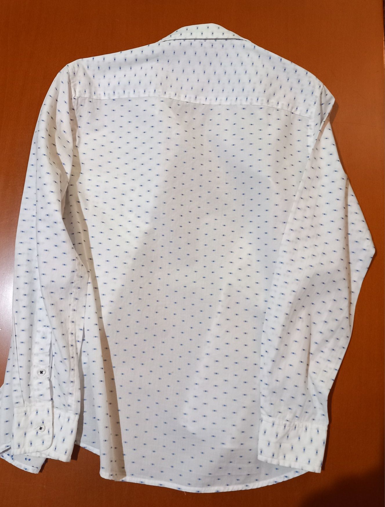 Conjunto 2 camisas Tiffosi e Massimo Dutti