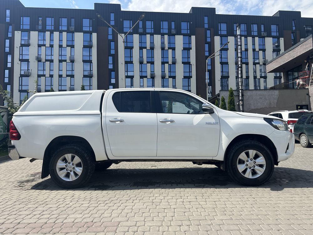Toyota Hilux 2.4 2016р