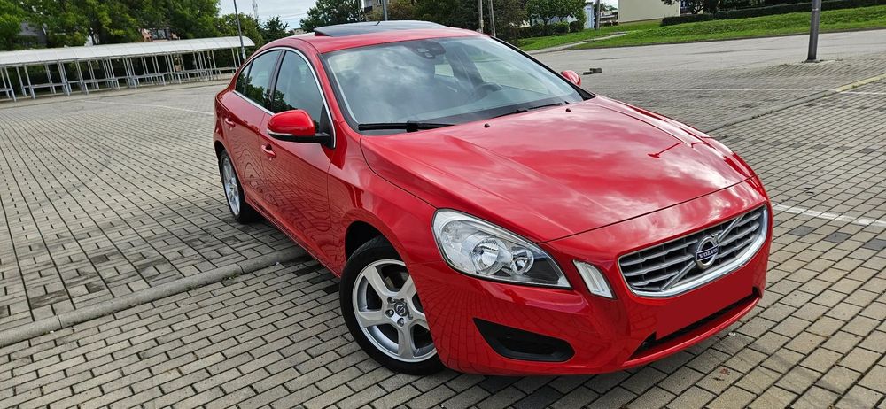 Volvo S60 1.6 150KM/szyberdach/kamera/navi/bezwypadkowy/ZADBANY/serwisowany