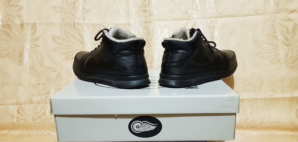 Зимние мужские ботинки размер 42