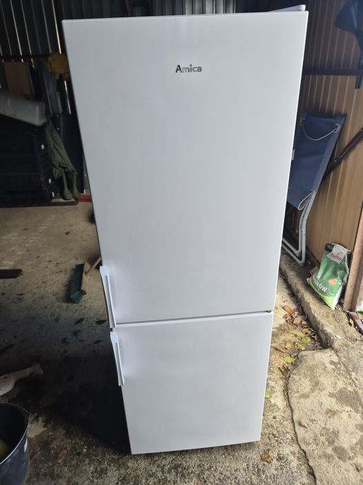 Lodówka z zamrażarką A+ Amica w pełni sprawna 150cm