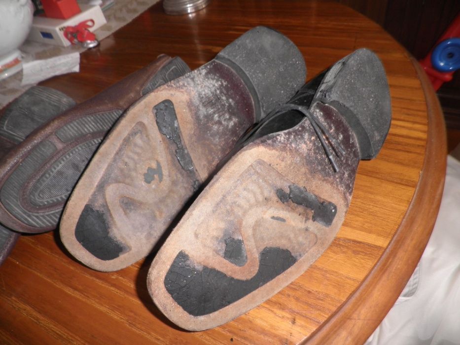 Sapatos de homem de pele escolha ja os seus