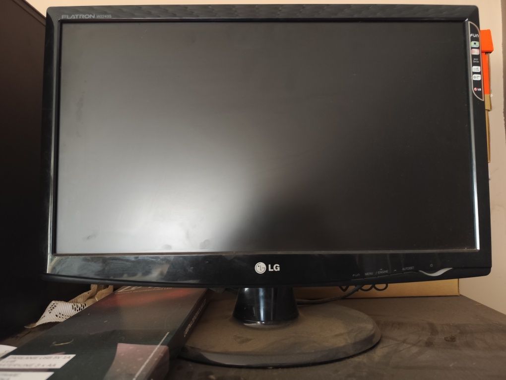 Sprzedam monitor
