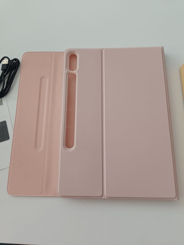 Etui z klawiaturą tablet Samsung TAB S9 12'4