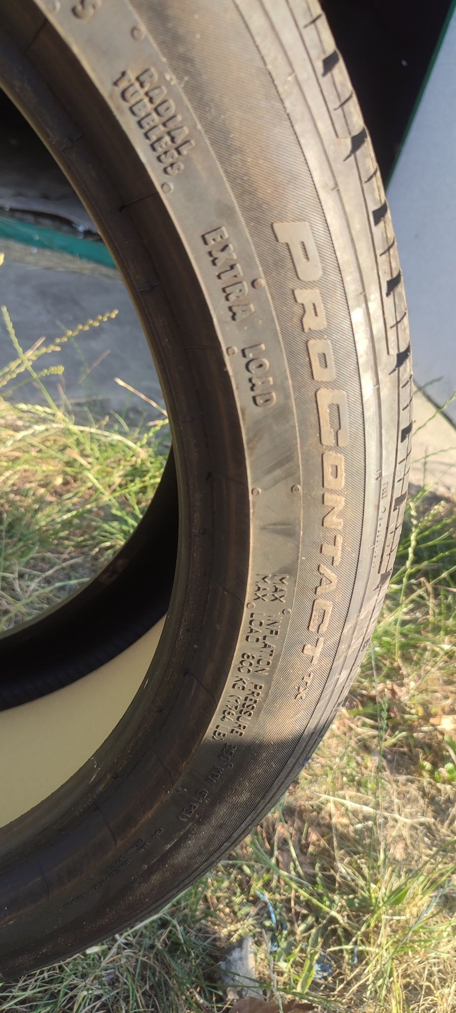 255/40 R19 Continental Procontact TX